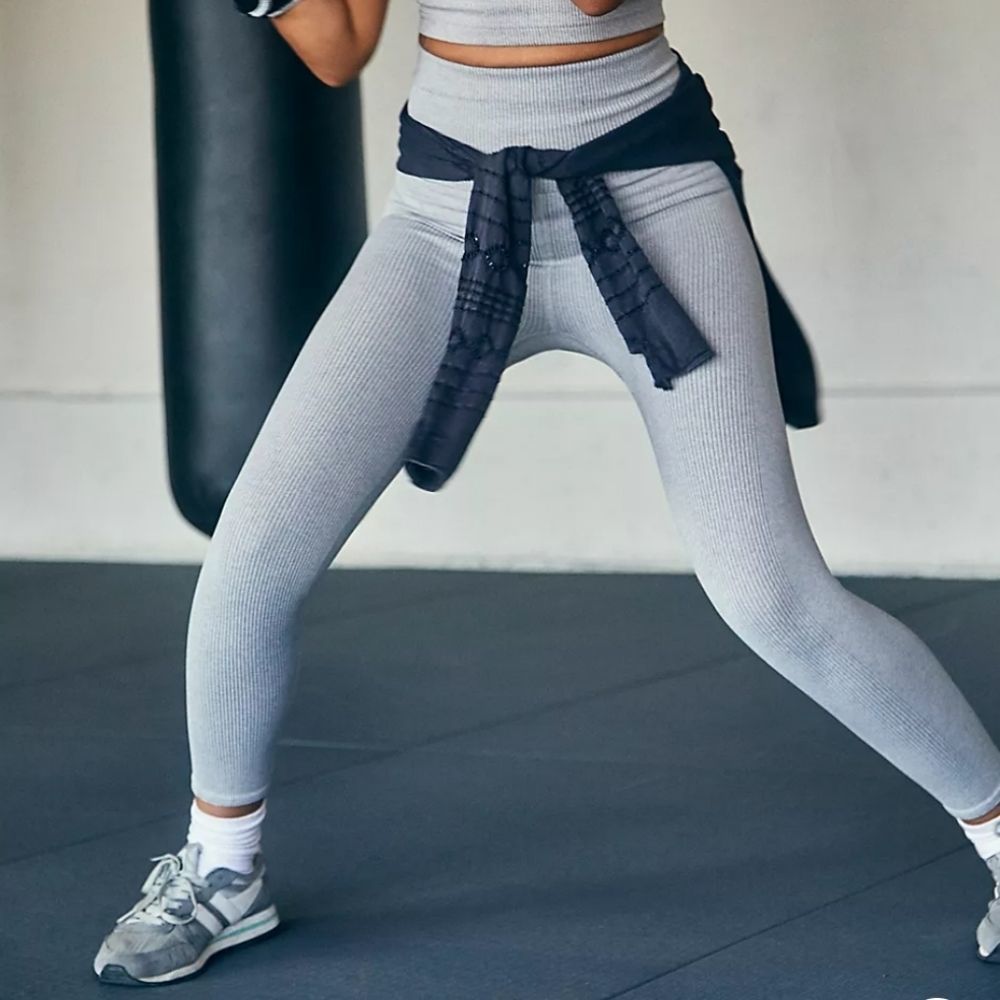 🤩New Free People ultra high rise 7/8 Happiness runs leggings size s/xs - Picture 2 of 13